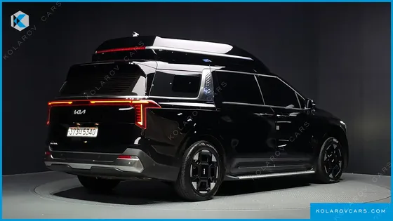 KIA CARNIVAL GASOLINE 9-SEATER HI LIMOUSINE