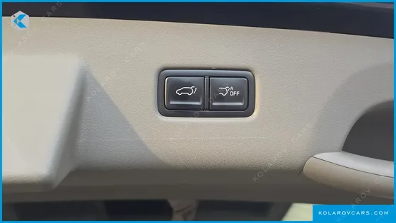 KIA CARNIVAL GASOLINE 9-SEATER HI LIMOUSINE