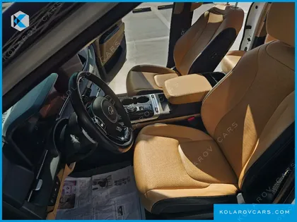 KIA CARNIVAL DIESEL 9-SEATER NOBLESSE