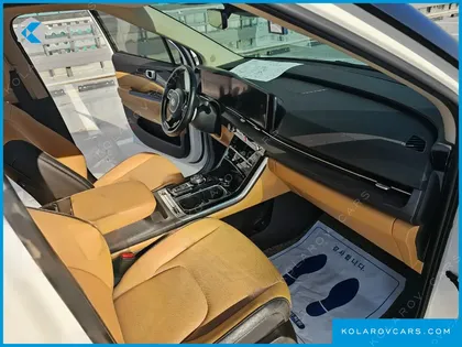 KIA CARNIVAL DIESEL 9-SEATER NOBLESSE