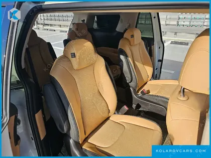 KIA CARNIVAL DIESEL 9-SEATER NOBLESSE