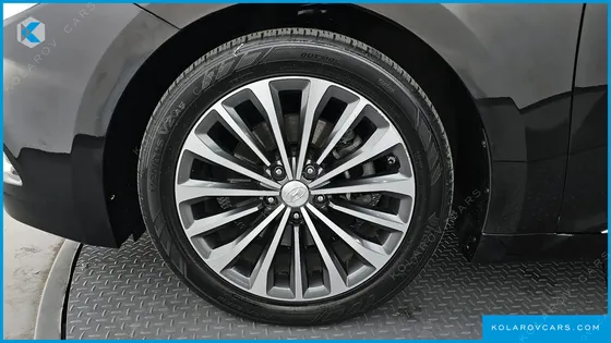 HYUNDAI GRANDEUR HG300 EXCLUSIVE