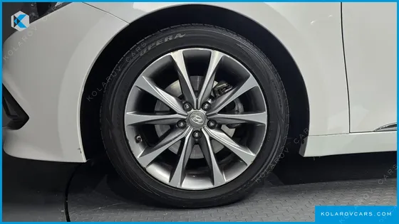 HYUNDAI GRANDEUR HG240 MODERN COLLECTION