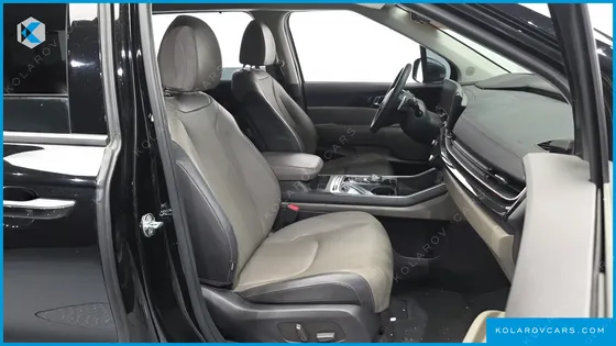 KIA CARNIVAL DIESEL 9-SEATER GRAVITY