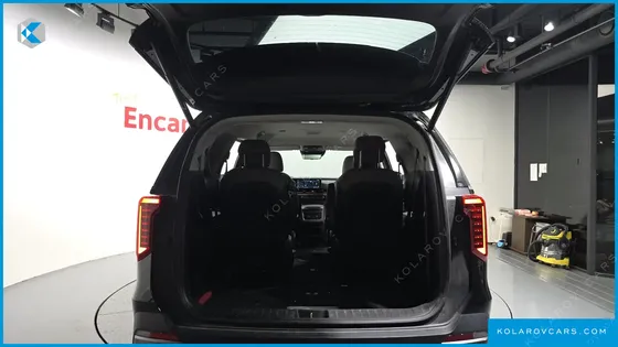 KIA CARNIVAL DIESEL 9-SEATER GRAVITY