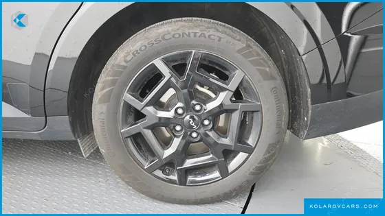 KIA CARNIVAL DIESEL 9-SEATER GRAVITY