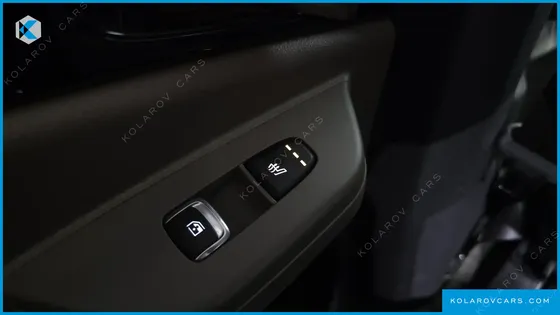 KIA CARNIVAL DIESEL 9-SEATER GRAVITY