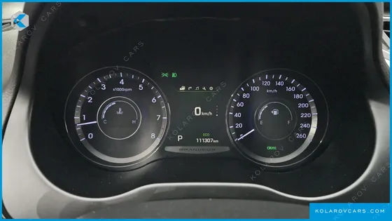 HYUNDAI GRANDEUR HG300 PREMIUM