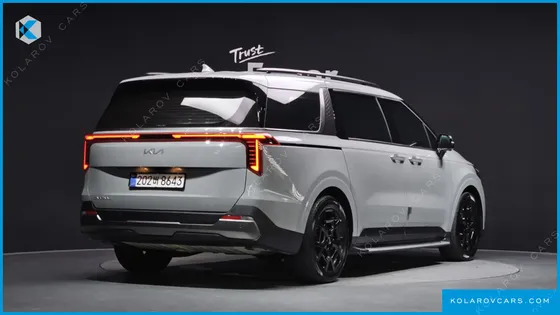 KIA CARNIVAL DIESEL 9-SEATER GRAVITY