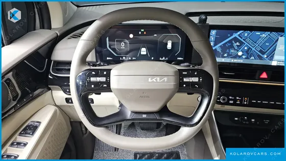 KIA CARNIVAL DIESEL 9-SEATER GRAVITY