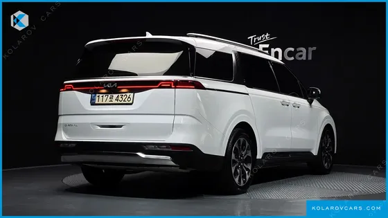 KIA CARNIVAL GASOLINE 7-SEATER SIGNATURE
