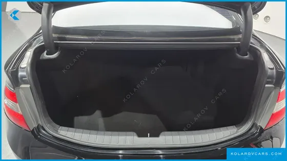 HYUNDAI GRANDEUR HG300 NOBLE