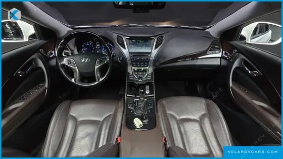 HYUNDAI GRANDEUR HG240 MODERN