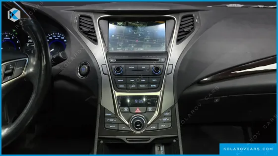 HYUNDAI GRANDEUR HG240 MODERN