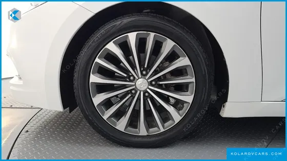 HYUNDAI GRANDEUR HG300 PREMIUM