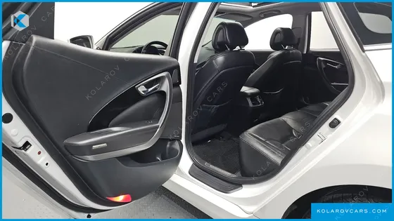 HYUNDAI GRANDEUR HG300 PREMIUM