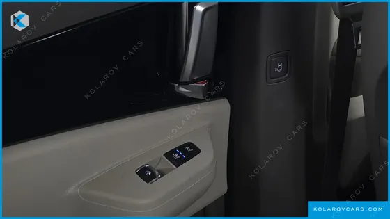 KIA CARNIVAL HEV 7-SEATER HI LIMOUSINE