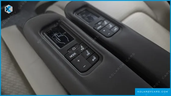 KIA CARNIVAL HEV 7-SEATER HI LIMOUSINE