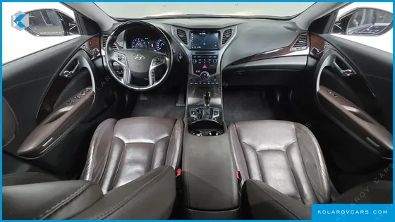 HYUNDAI GRANDEUR HG300 PREMIUM
