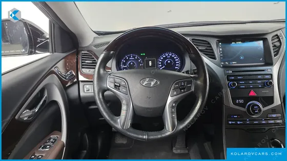 HYUNDAI GRANDEUR HG300 PREMIUM