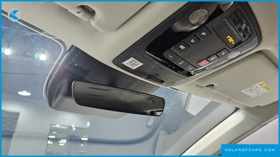 KIA CARNIVAL DIESEL 7-SEATER SIGNATURE
