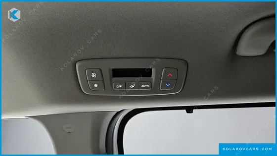 KIA CARNIVAL DIESEL 7-SEATER SIGNATURE