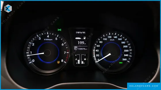 HYUNDAI GRANDEUR HG240 LUXURY