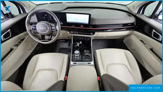 KIA CARNIVAL GASOLINE 9-SEATER HI LIMOUSINE
