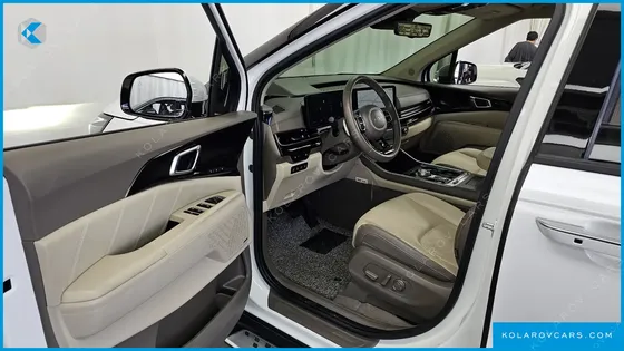 KIA CARNIVAL GASOLINE 9-SEATER HI LIMOUSINE