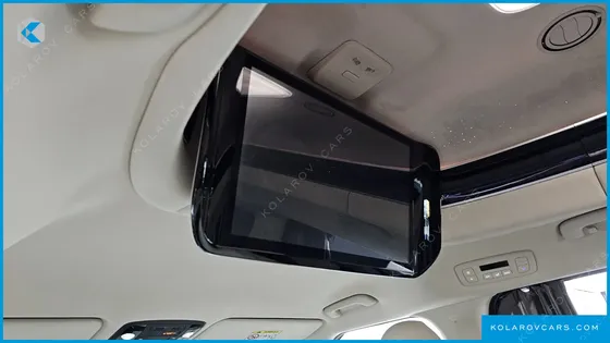 KIA CARNIVAL GASOLINE 9-SEATER HI LIMOUSINE