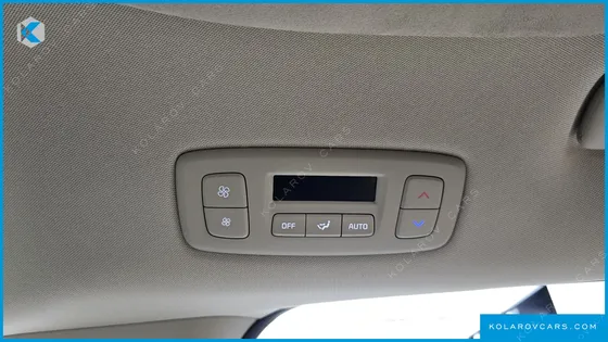KIA CARNIVAL GASOLINE 9-SEATER HI LIMOUSINE