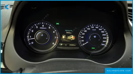 HYUNDAI GRANDEUR HG300 NOBLE