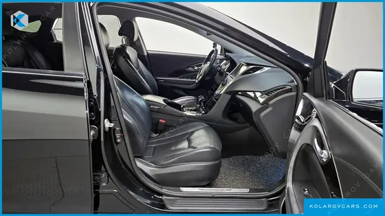 HYUNDAI GRANDEUR HG300 NOBLE