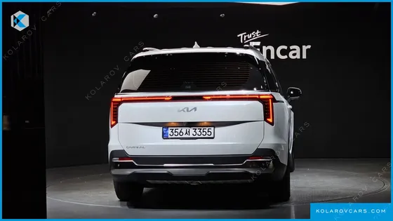 KIA CARNIVAL DIESEL 7-SEATER NOBLESSE