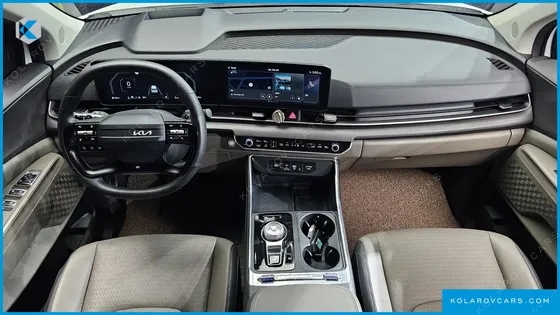 KIA CARNIVAL DIESEL 7-SEATER NOBLESSE
