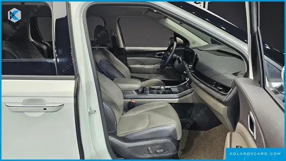 KIA CARNIVAL DIESEL 7-SEATER NOBLESSE