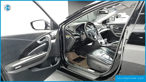 HYUNDAI GRANDEUR HG220 DIESEL PREMIUM