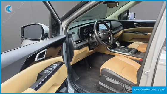 KIA CARNIVAL DIESEL 9-SEATER PRESTIGE