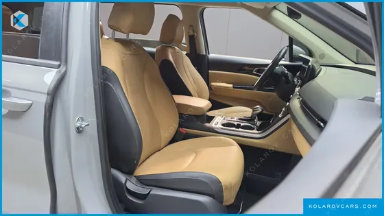 KIA CARNIVAL DIESEL 9-SEATER PRESTIGE