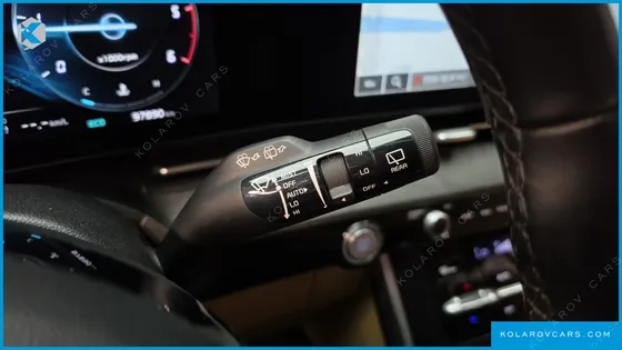 KIA CARNIVAL DIESEL 9-SEATER PRESTIGE