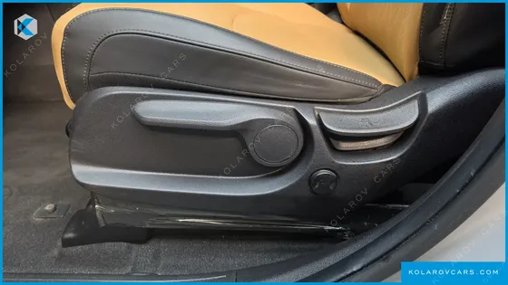 KIA CARNIVAL DIESEL 9-SEATER PRESTIGE