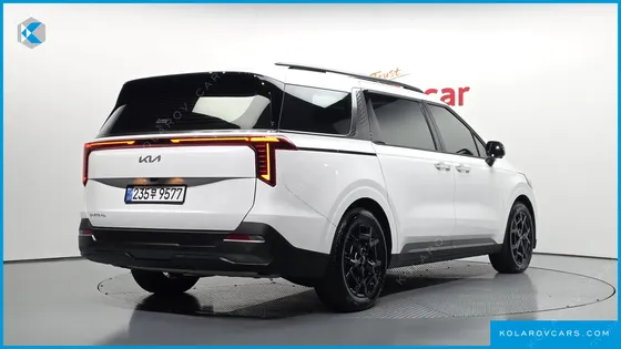 KIA CARNIVAL DIESEL 9-SEATER GRAVITY