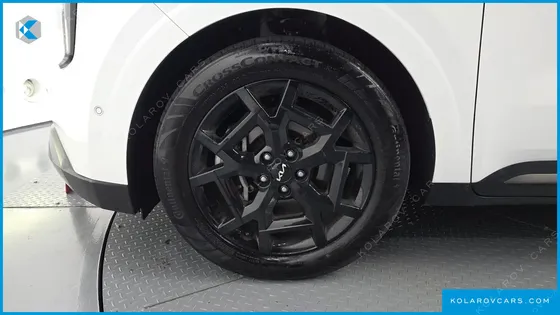 KIA CARNIVAL DIESEL 9-SEATER GRAVITY