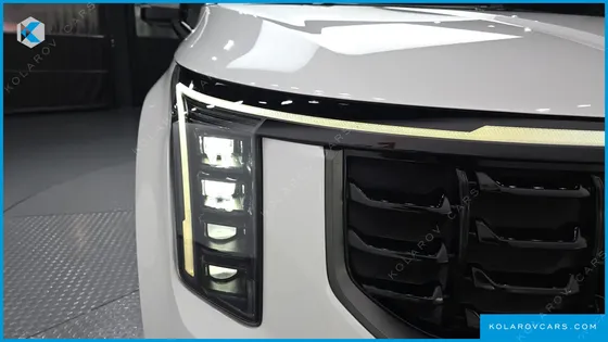 KIA CARNIVAL DIESEL 9-SEATER GRAVITY