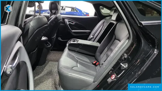 HYUNDAI GRANDEUR HG240 MODERN