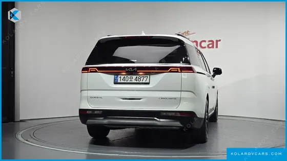 KIA CARNIVAL GASOLINE 7-SEATER SIGNATURE