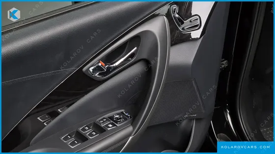 HYUNDAI GRANDEUR HG300 PREMIUM