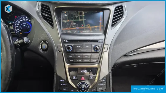 HYUNDAI GRANDEUR HG240 MODERN