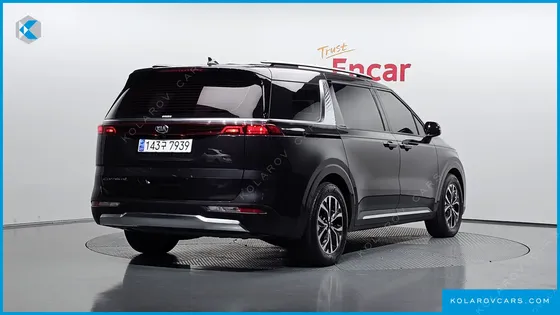 KIA CARNIVAL DIESEL 9-SEATER NOBLESSE