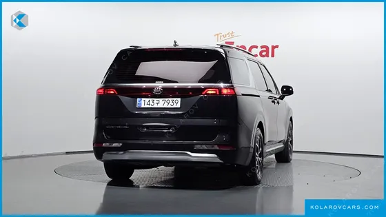 KIA CARNIVAL DIESEL 9-SEATER NOBLESSE